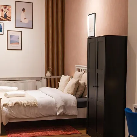 6 Lovely & Comfortable In The Heart Of