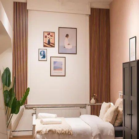 6 Lovely & Comfortable In The Heart Of 公寓 *