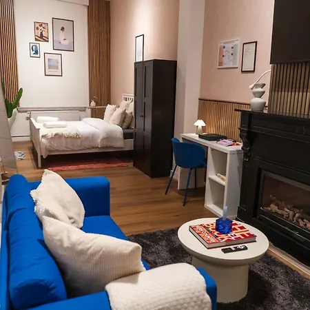 6 Lovely & Comfortable In The Heart Of