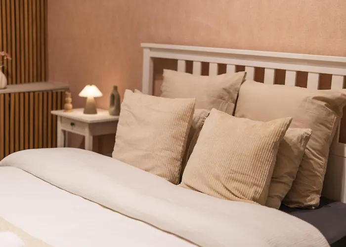 6 Lovely & Comfortable In The Heart Of Apartament Gandawa