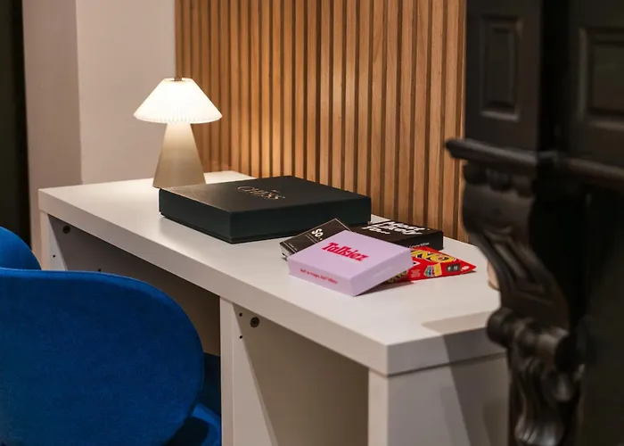 6 Lovely & Comfortable In The Heart Of *