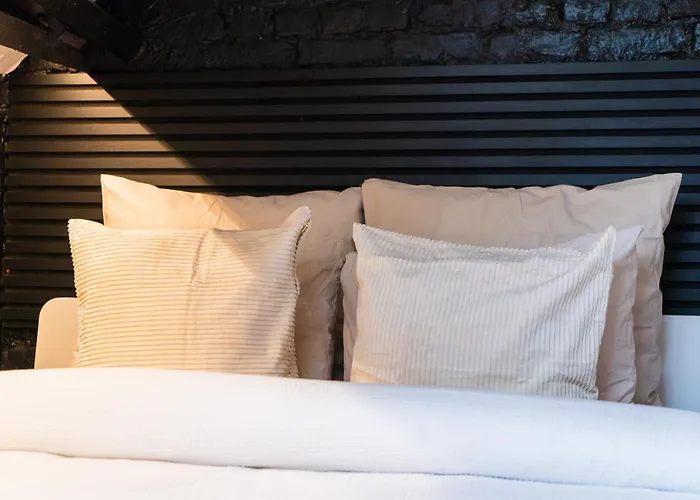 Apartament 6 Lovely & Comfortable In The Heart Of