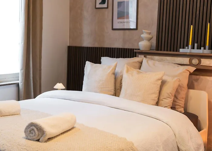 6 Lovely & Comfortable In The Heart Of Apartament