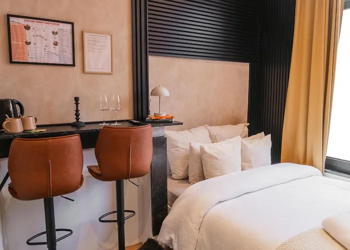 Apartament 6 Lovely & Comfortable In The Heart Of Gandawa