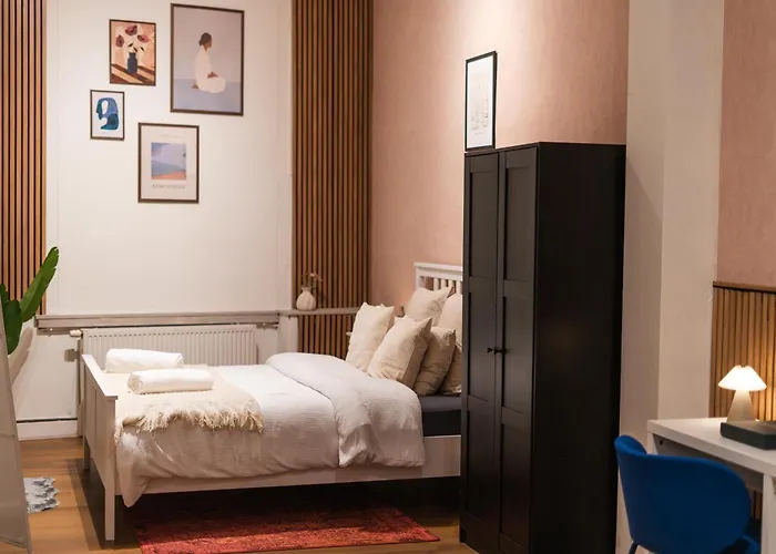 6 Lovely & Comfortable In The Heart Of