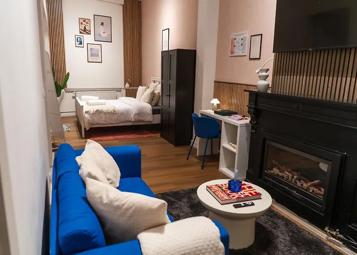 6 Lovely & Comfortable In The Heart Of