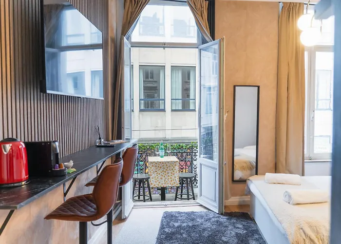 6 Lovely & Comfortable In The Heart Of * Ghent