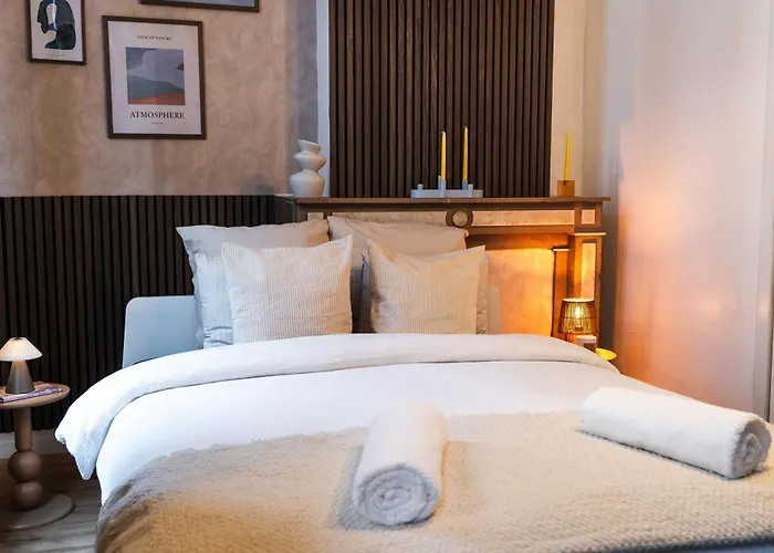 6 Lovely & Comfortable In The Heart Of *