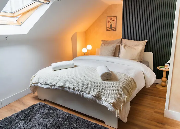 6 Lovely & Comfortable In The Heart Of