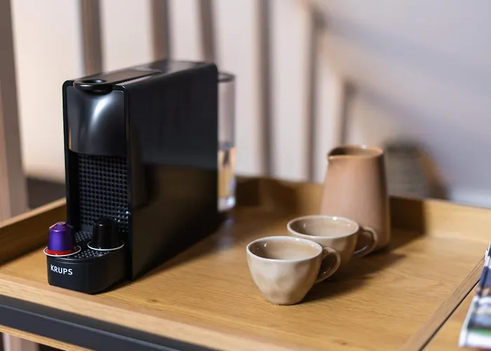 6 Lovely & Comfortable In The Heart Of Apartment *